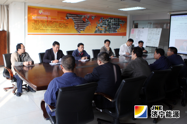 阳城煤电电厂党支部认真组织学习贯彻党的十八届四中全会精神