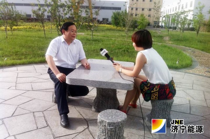 霄云煤矿赵光明接受济宁电视台记者专访