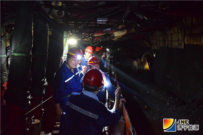 新2018年9月4日，马金平到金桥煤矿调研指导工作（孙欢 摄）2_副本.jpg