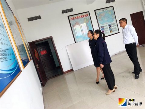 孟进到培训中心开展工作调研