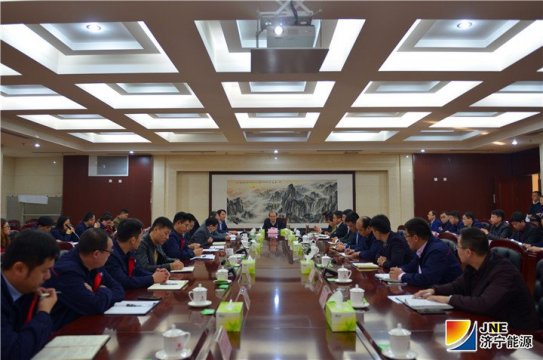 马金平参加安居煤矿“凝心聚力谋发展”专题讨论会