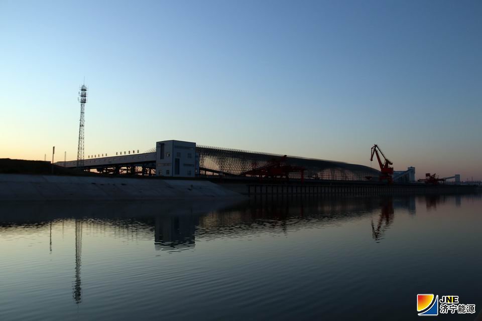 2020年2月17日傍晚，山东京杭多式联运物流项目（王传钧 摄）.JPG