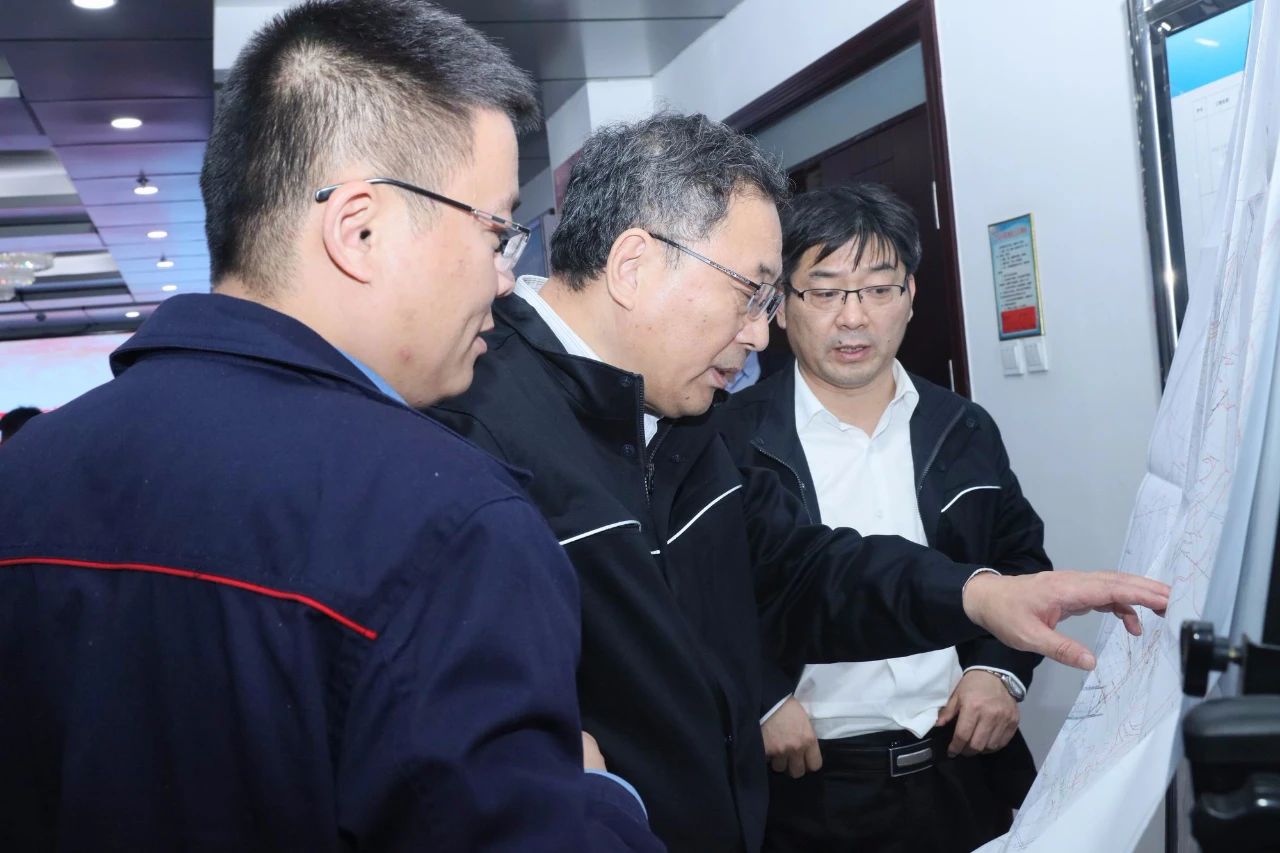 1604840966489999.jpg 王庆利带队到阳城煤电开展煤矿安全大检查3.jpg