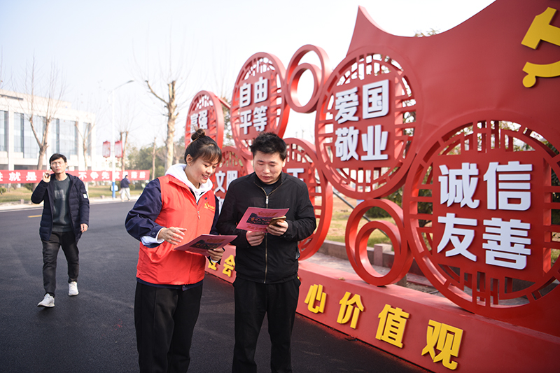 1640136622491697.jpg 200.jpg