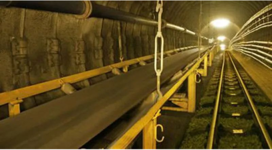 提升安全首位度丨霄云煤矿打造井下煤流运输“高速公路”，11部7000余米主运皮带升级