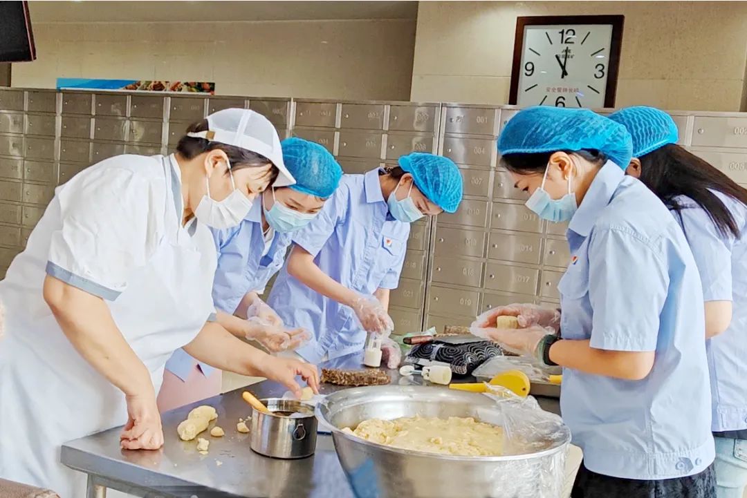 1696043572130747.jpg 640 (5).jpg