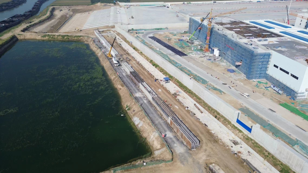 1696409437116056.png 640.png