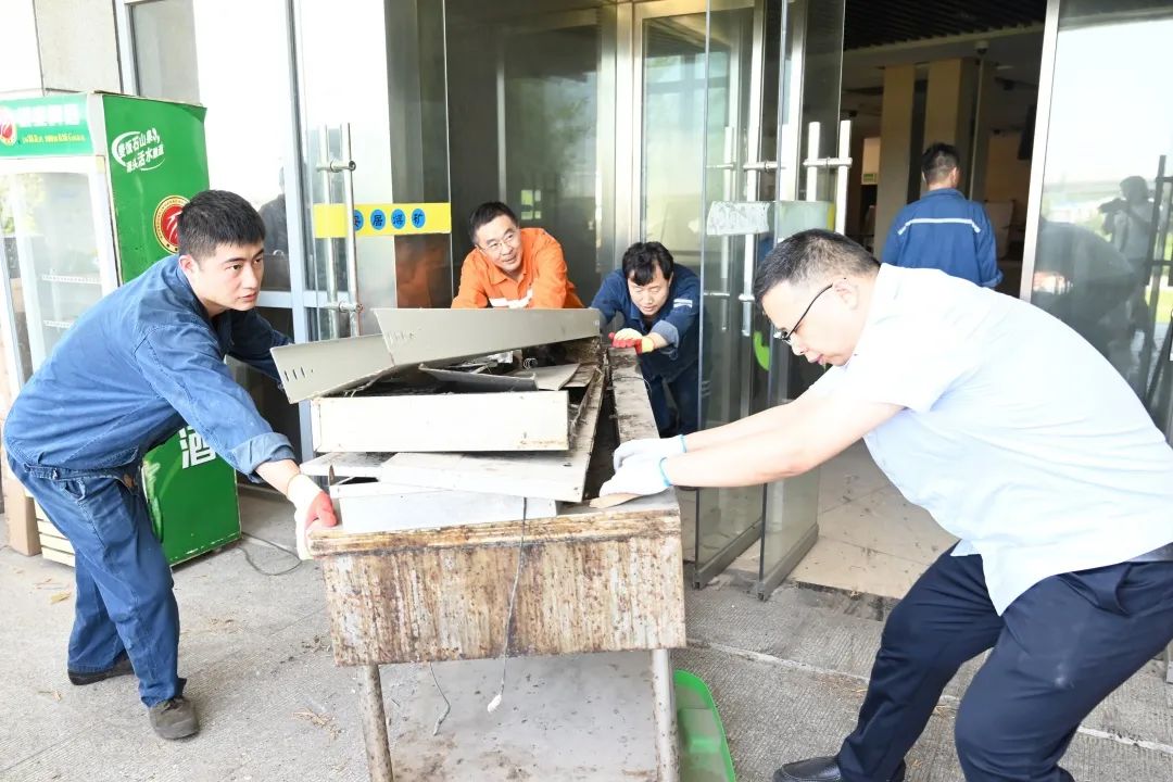 1702955277660968.jpg 640 (5).jpg