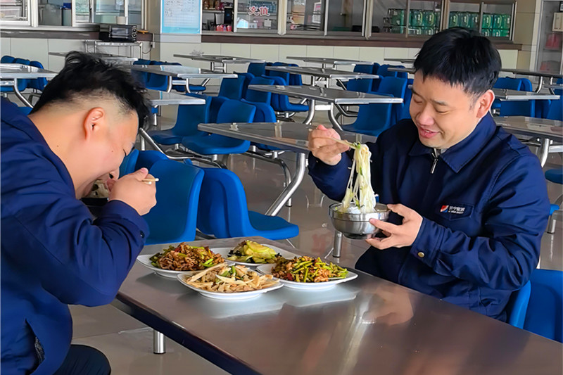 1710411035139521.jpg 生日面_副本.jpg