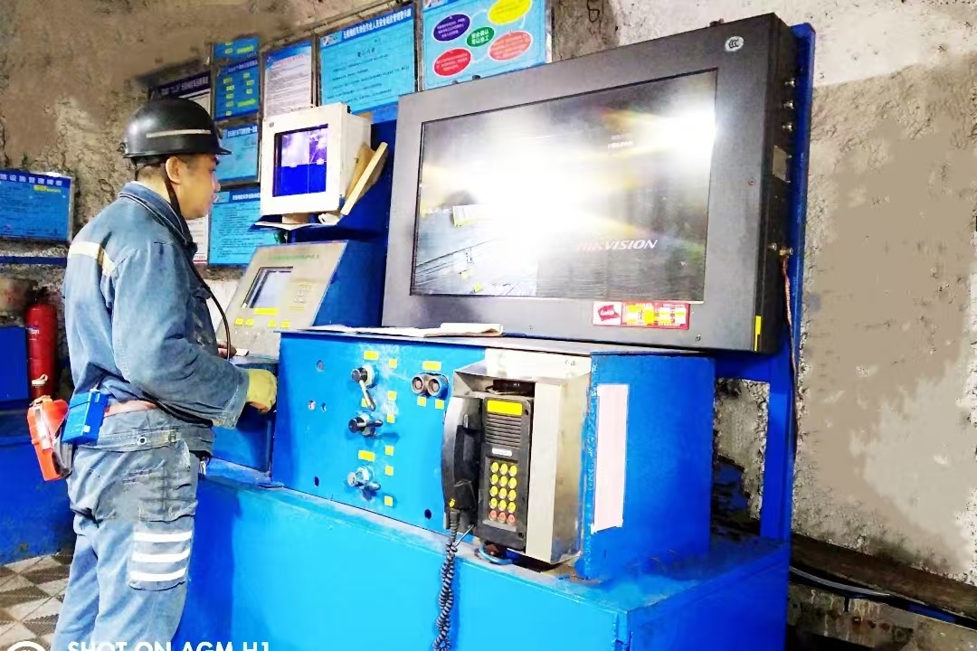 1725512727910208.jpg 814f11b3c3b90d9c1758dad307271dd.jpg