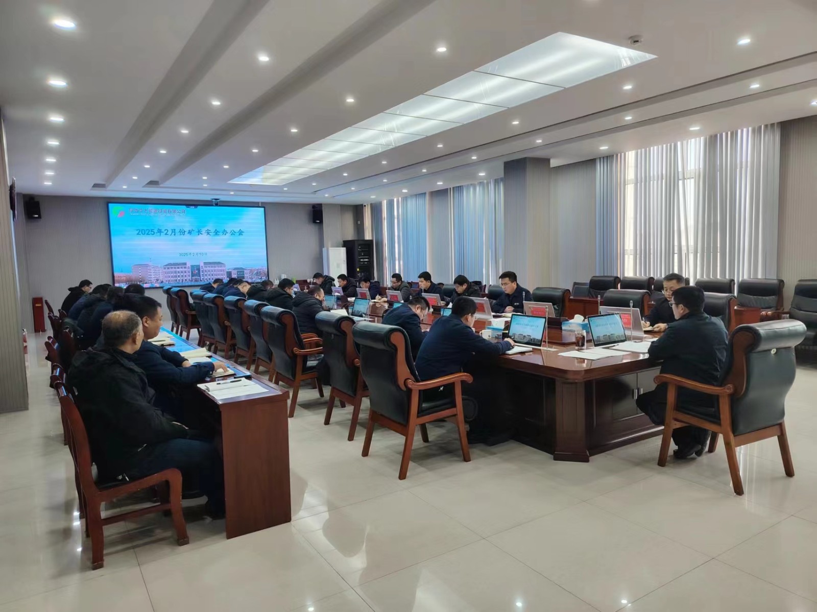 1739241533113121.jpg 456.jpg