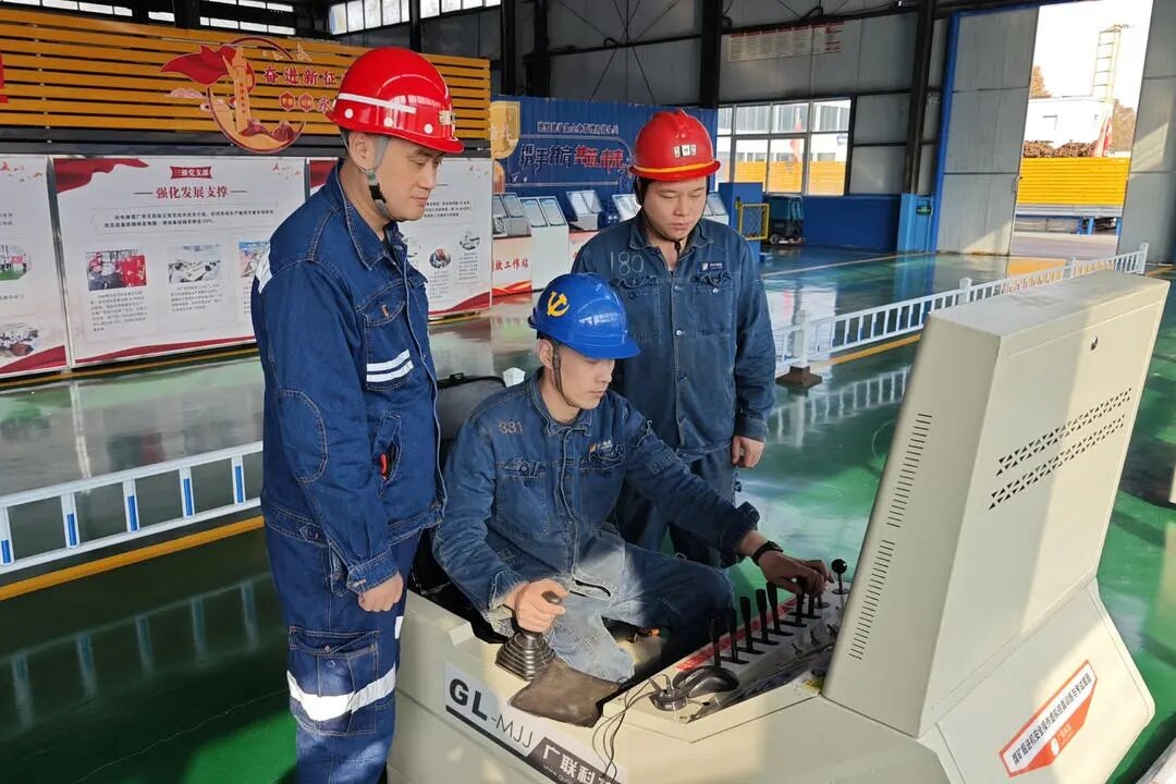 1764915746106512.jpg 03.jpg