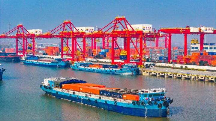 大众新闻丨“龙拱港—日照港”鲁南陆海新通道开通